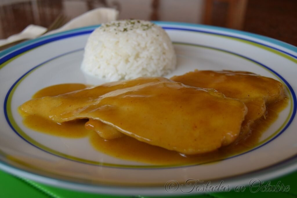 Pechugas de Pollo en Salsa de Miel y Mostaza